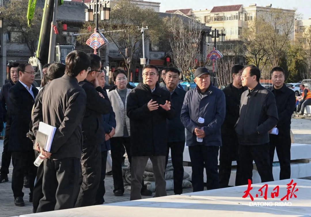 张强深入古城调研