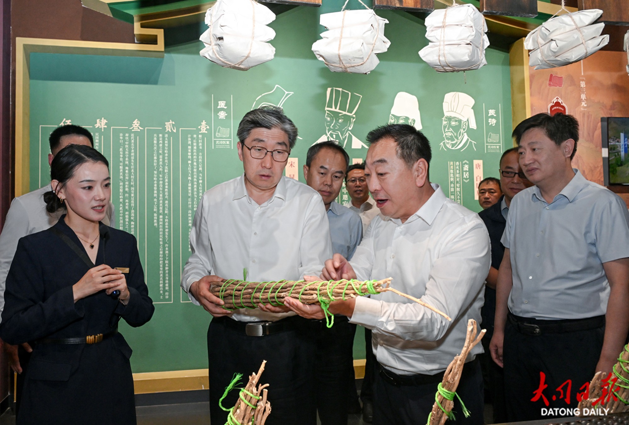 朱晓东在浑源县调研时强调：深耕特色优势产业 做优文旅融合文章 奋力开创县域高质量发展全方位转型新局面